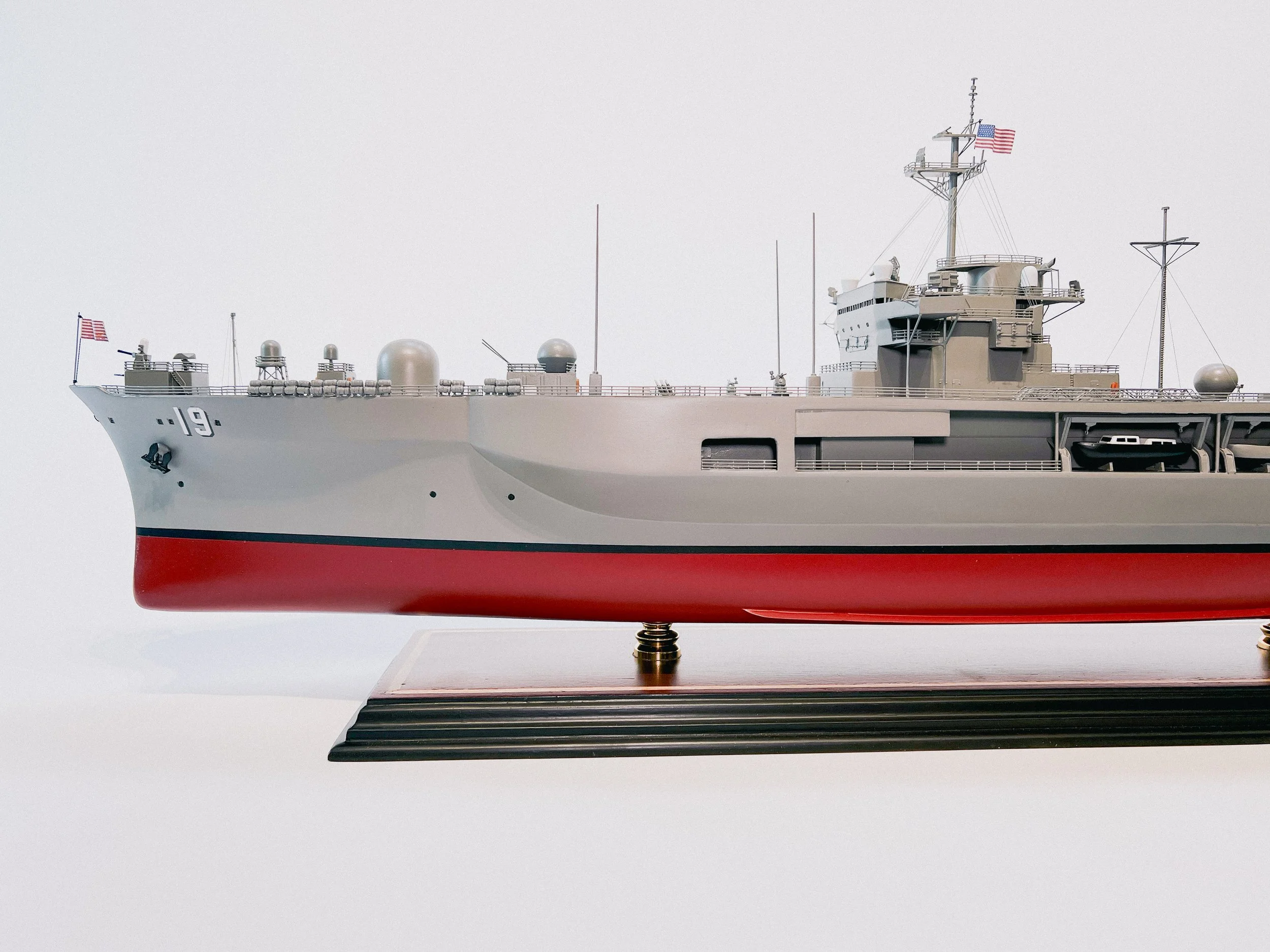Museum of Military Models - USS Blue Ridge (LCC-19)